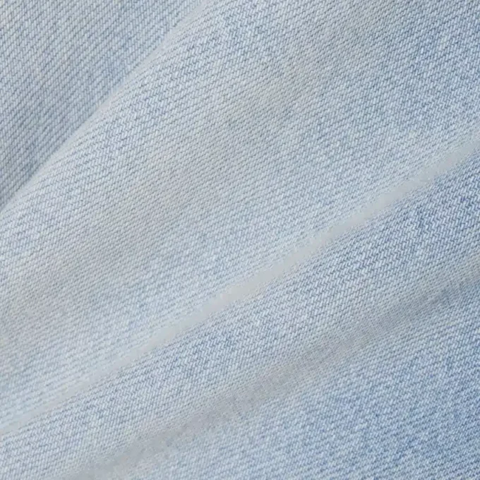Vaqueros de denim de corte holgado