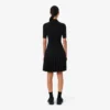 Vestido de mujer con cuello de polo plisado