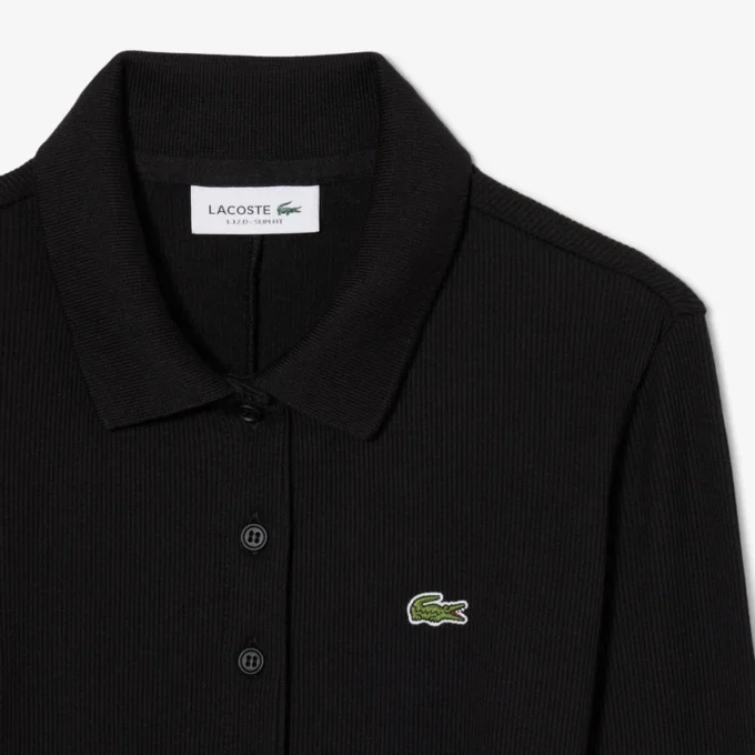 Vestido de mujer de corte ajustado con cuello polo de algodón acanalado