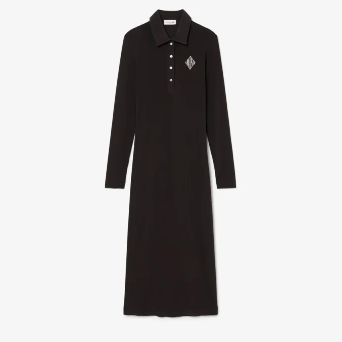 Vestido de polo de corte ajustado con insignia bordada