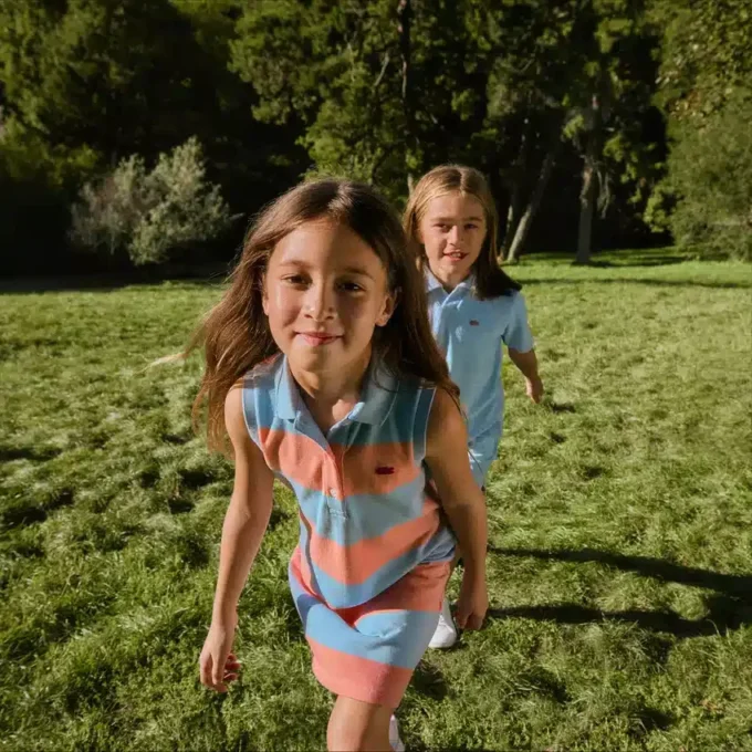 Vestido de polo sin mangas a rayas de piqué petit