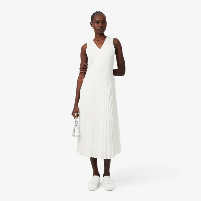 Vestido largo sin mangas con pliegues