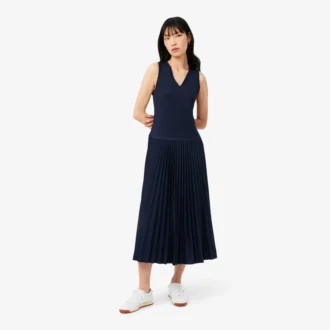 Vestido largo sin mangas con pliegues