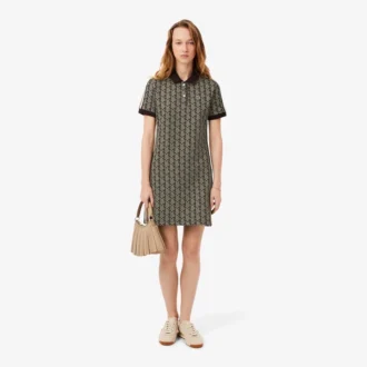 Vestido polo de corte entallado con monograma para mujer