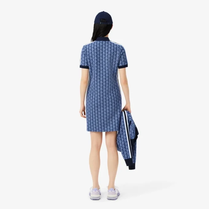 Vestido polo de corte entallado con monograma para mujer
