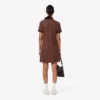 Vestido polo de corte entallado con monograma para mujer