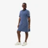 Vestido polo de corte entallado con monograma para mujer