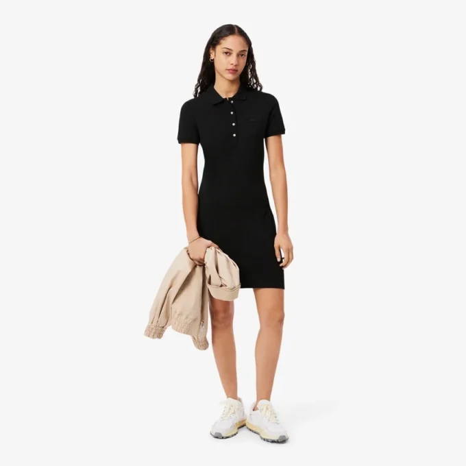 Vestido polo mini de piqué elástico de corte ajustado para mujer