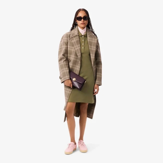 Vestido polo mini de piqué elástico de corte ajustado para mujer