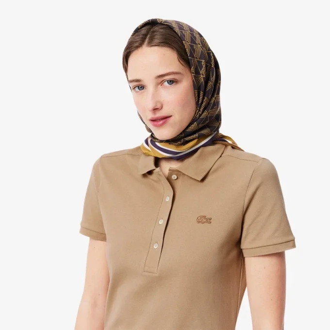 Vestido polo mini de piqué elástico de corte ajustado para mujer