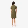 Vestido polo mini de piqué elástico de corte ajustado para mujer