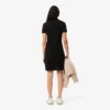 Vestido polo mini de piqué elástico de corte ajustado para mujer