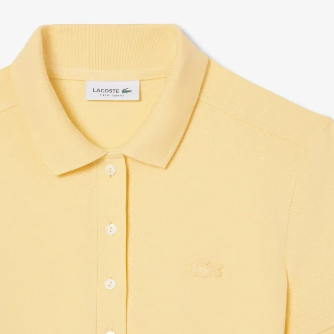 Vestido polo mini de piqué elástico de corte ajustado para mujer