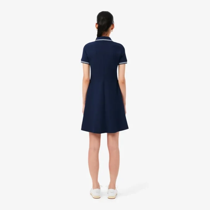 Vestido skater con cuello polo elástico para mujer