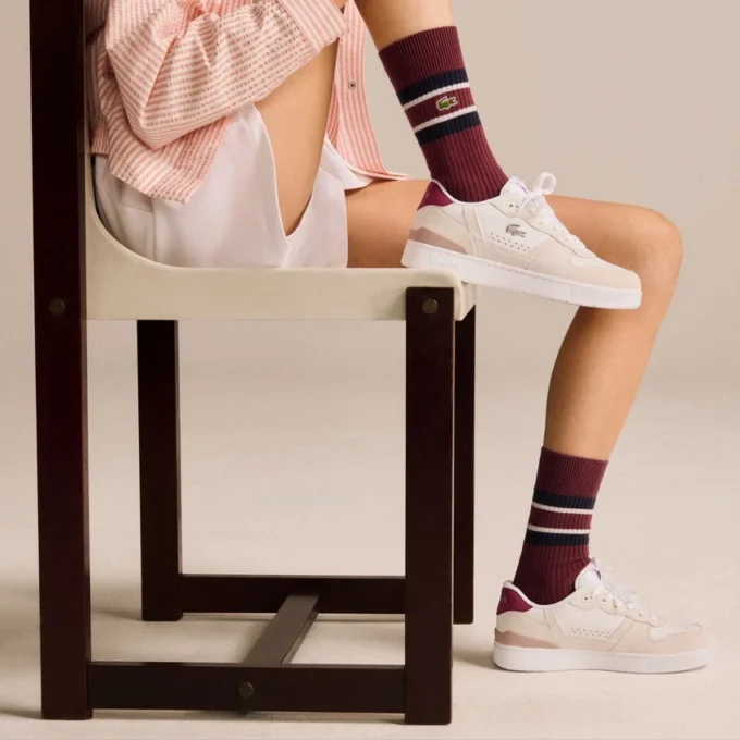 Zapatillas de ante con T-Clip para mujer